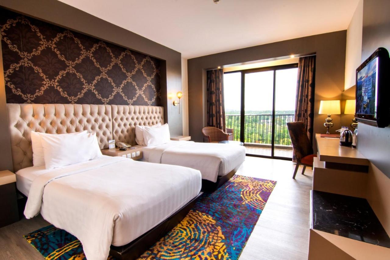 Grand Rocky Hotel Bukittinggi Exterior foto